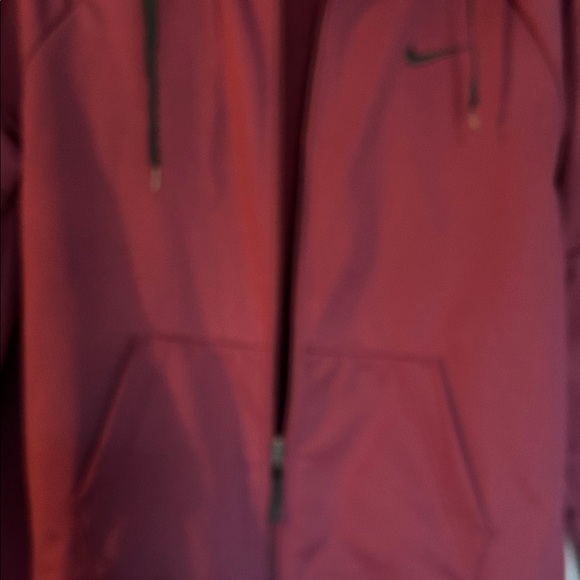 Nike Men's Burgundy Performance Jacket - Picture 4 of 7